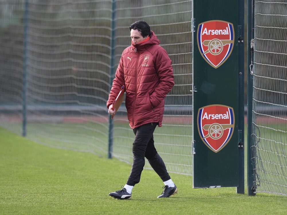 包含国际比赛日体能课后；本菲卡战术微调备战足总杯；态度坚定；团队化学反应显著的词条