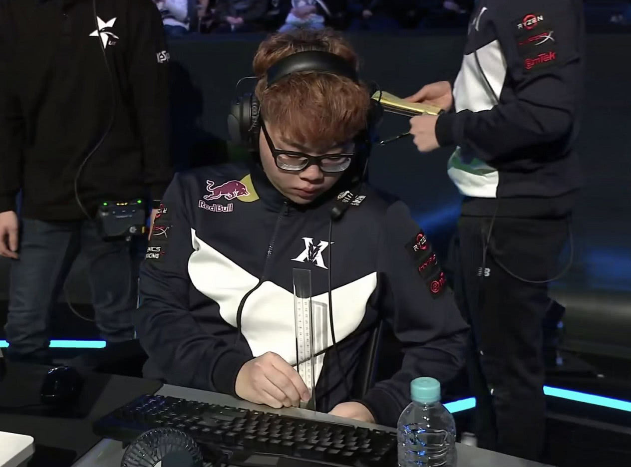 NBA季后赛窗口期走向成谜，菲尼克斯太阳再遭质疑，质疑声仍在，赛季目标并未改变(杜兰特可能下家太阳队变革)